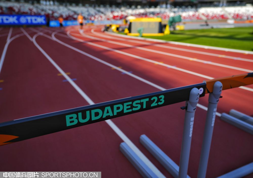 班人成为了 班人成为了